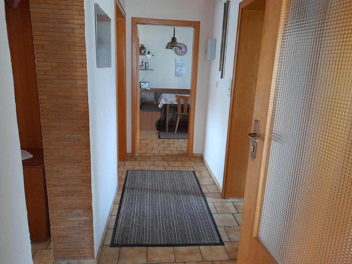 Ferienwohnung Woelbert Altendiez Bagian luar foto