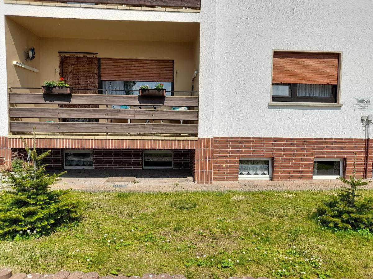 Ferienwohnung Woelbert Altendiez Bagian luar foto